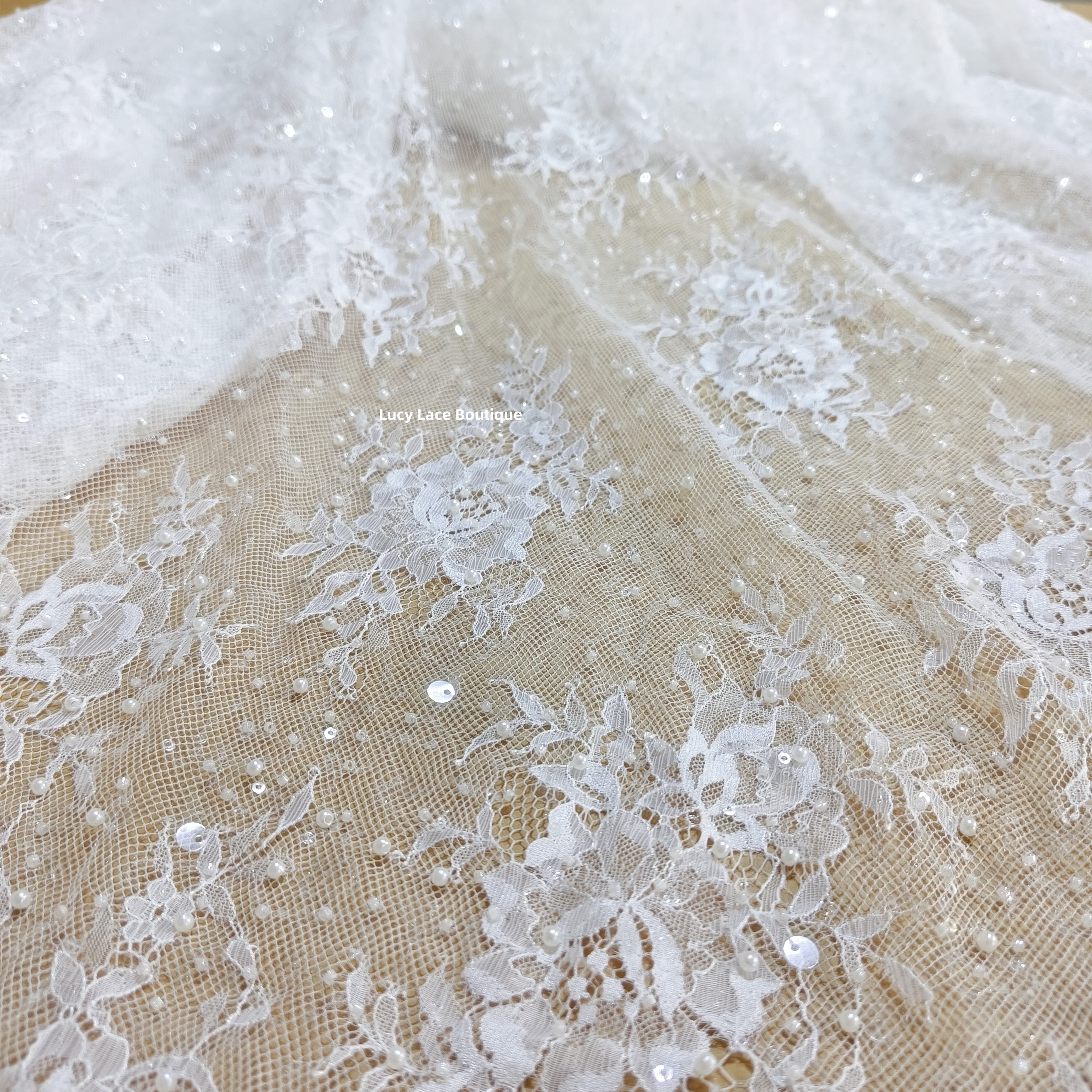1 Panel 1.5M Wide 3M Long Off  - Sequin Fabric Panel reseña y precio